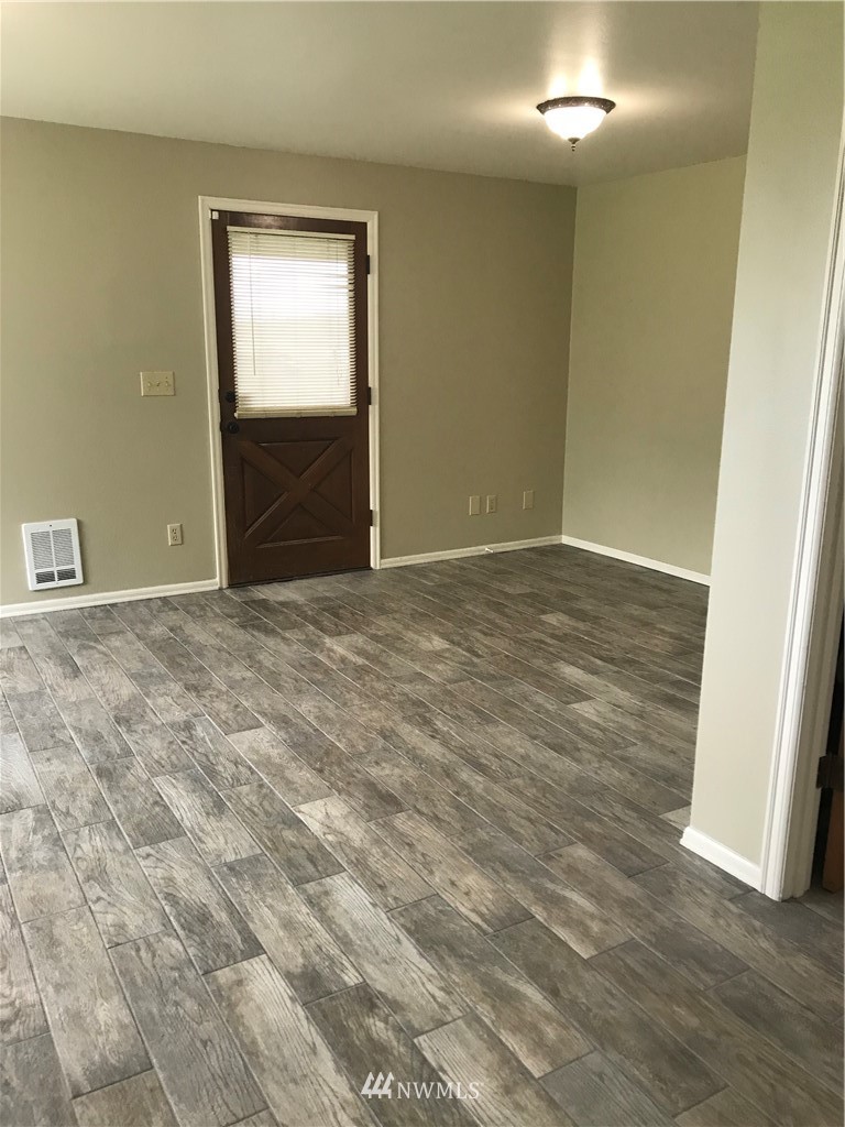 6815 Skipley Road Snohomish, WA 98290 - Photo 27 of 36 a view of an empty room and window