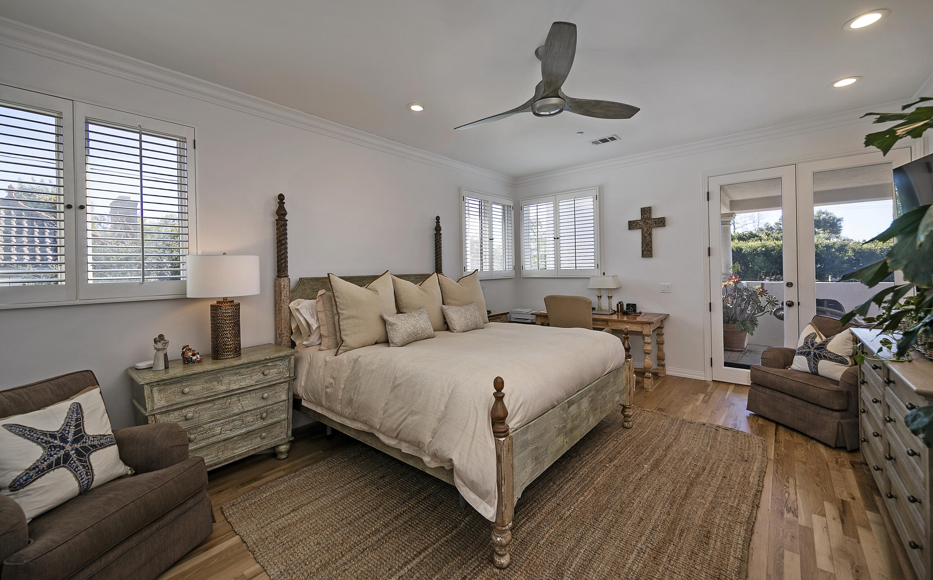 1138 Hill Road Santa Barbara, CA 93108 - Photo 10 of 25 a bedroom with bed and window