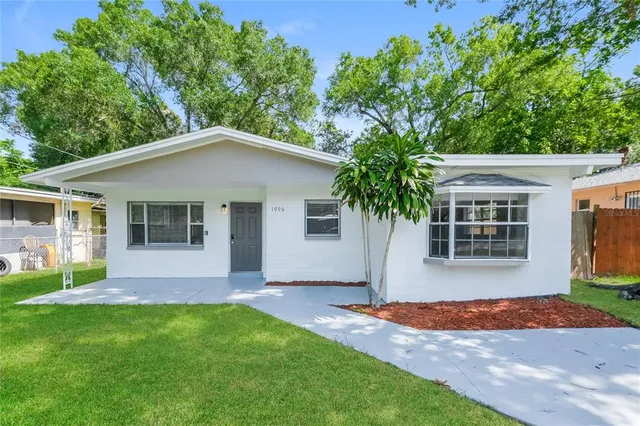 $1,945 | 1906 East North Bay Street, Tampa, FL 33610