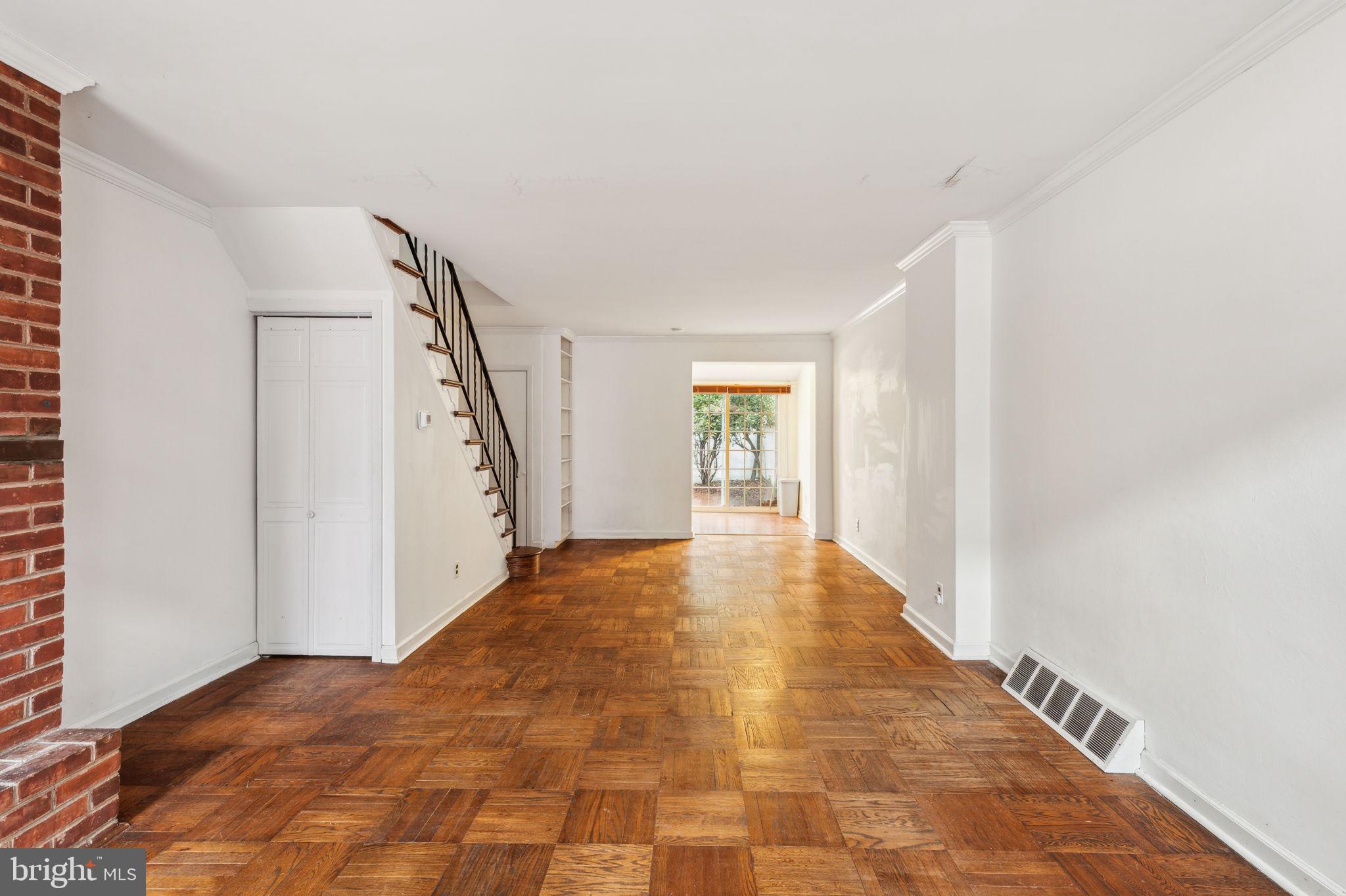 2304 Waverly Street Philadelphia, PA 19146 - Photo 2 of 30