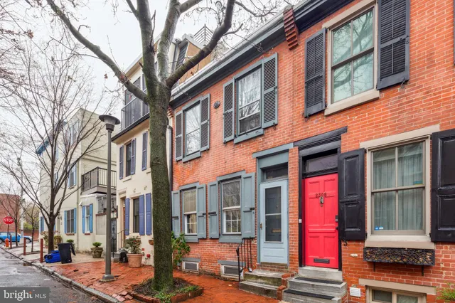 $650,000 | 2304 Waverly Street, Philadelphia, PA 19146