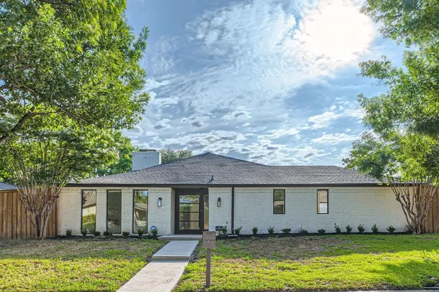 $889,000 | 16212 Spring Creek Road, Dallas, TX 75248