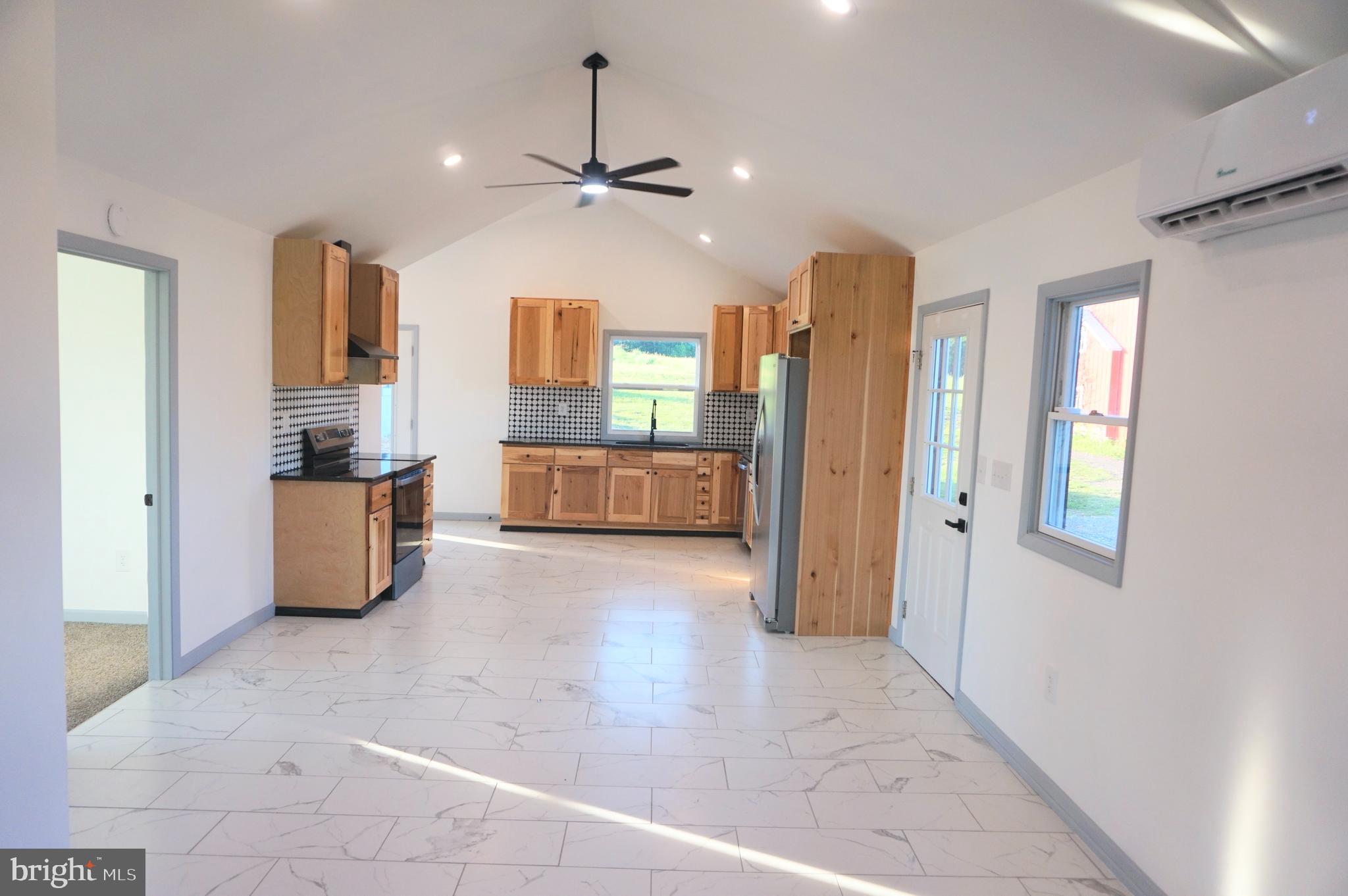 270 West Mountain Road Hegins, PA 17938 - Photo 13 of 39
