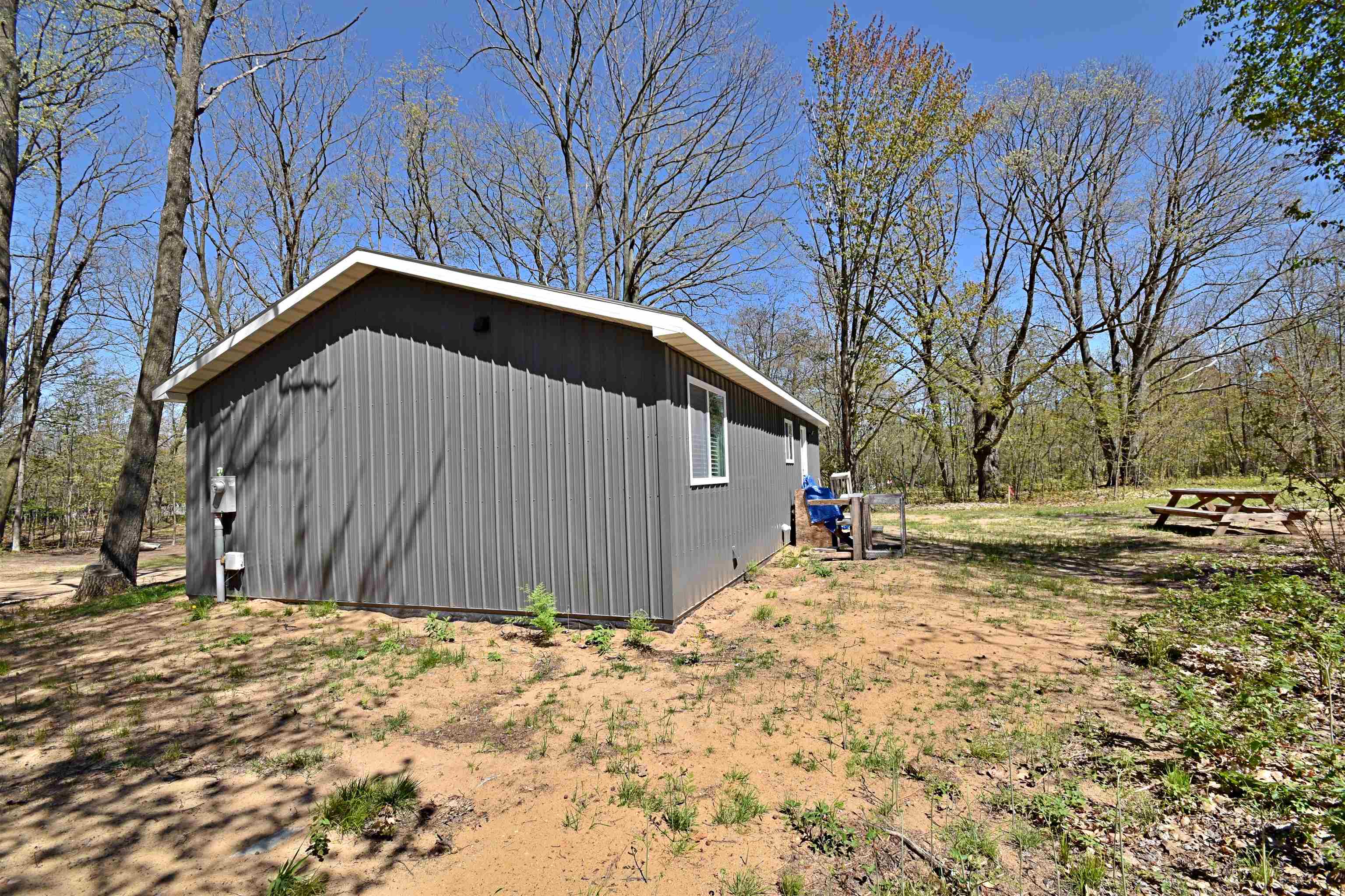 10403 West Round Lake Road Lake City, MI 49651 - Photo 10 of 32