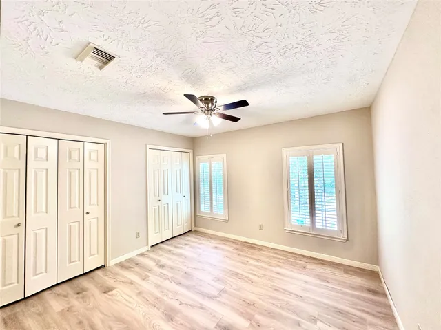 $3,000 | 15 Outervale Place, The Woodlands, TX 77381