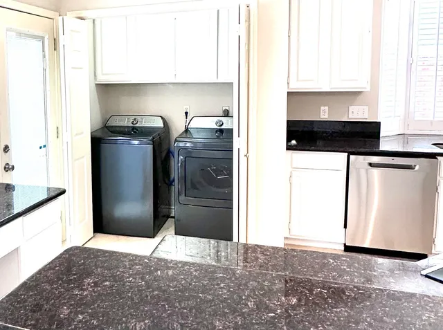 $3,000 | 15 Outervale Place, The Woodlands, TX 77381