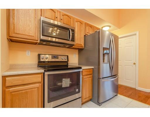 14 Blake Street Worcester, MA 01604 - Photo 3 of 24 Gallery Image 3