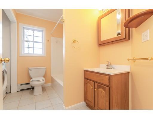 14 Blake Street Worcester, MA 01604 - Photo 10 of 24 Gallery Image 10