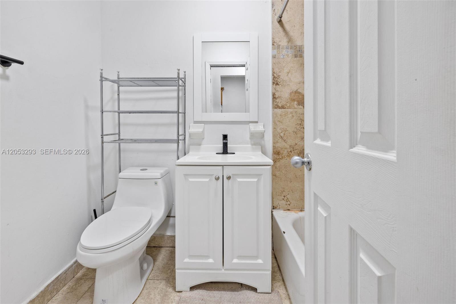 417 Northeast 26th Street, Unit 5 Miami, FL 33137 - Photo 11 of 24
