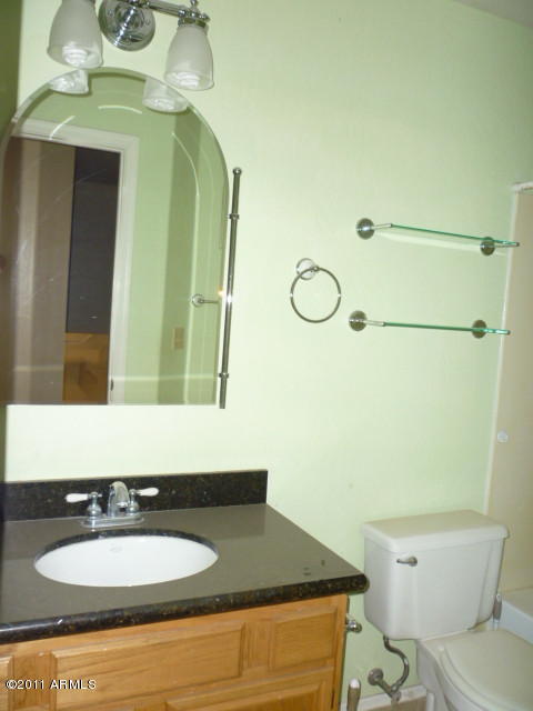 1437 East Mineral Road Gilbert, AZ 85234 - Photo 26 of 36 2nd bathroom