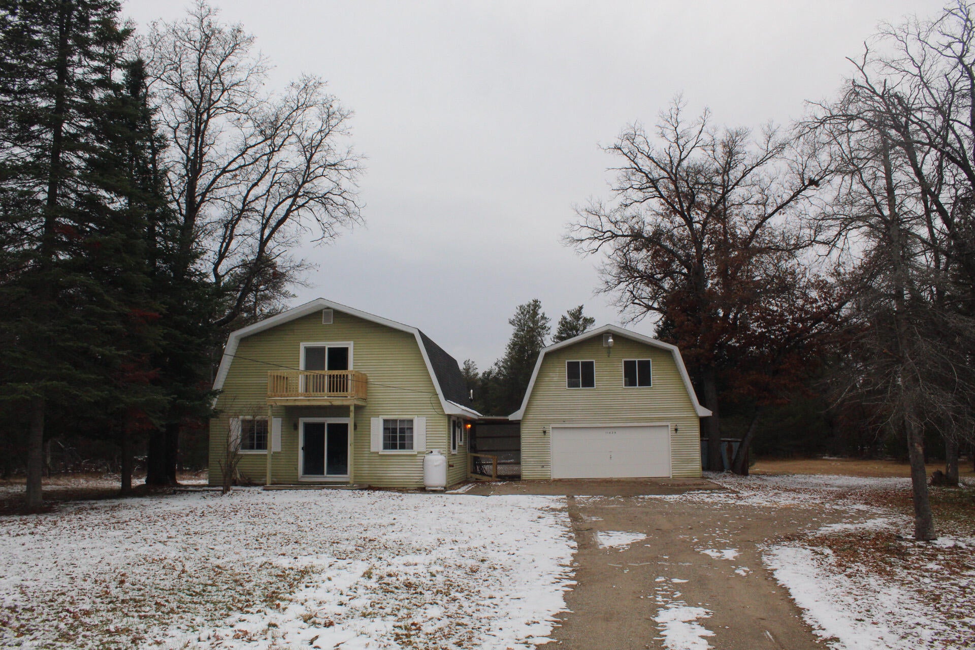 11424 South Stephan Bridge Road Roscommon, MI 48653 - Photo 33 of 42 33