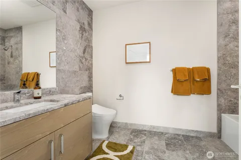 $2,139,000 | 121 Stewart Street, Unit 3703, Seattle, WA 98101