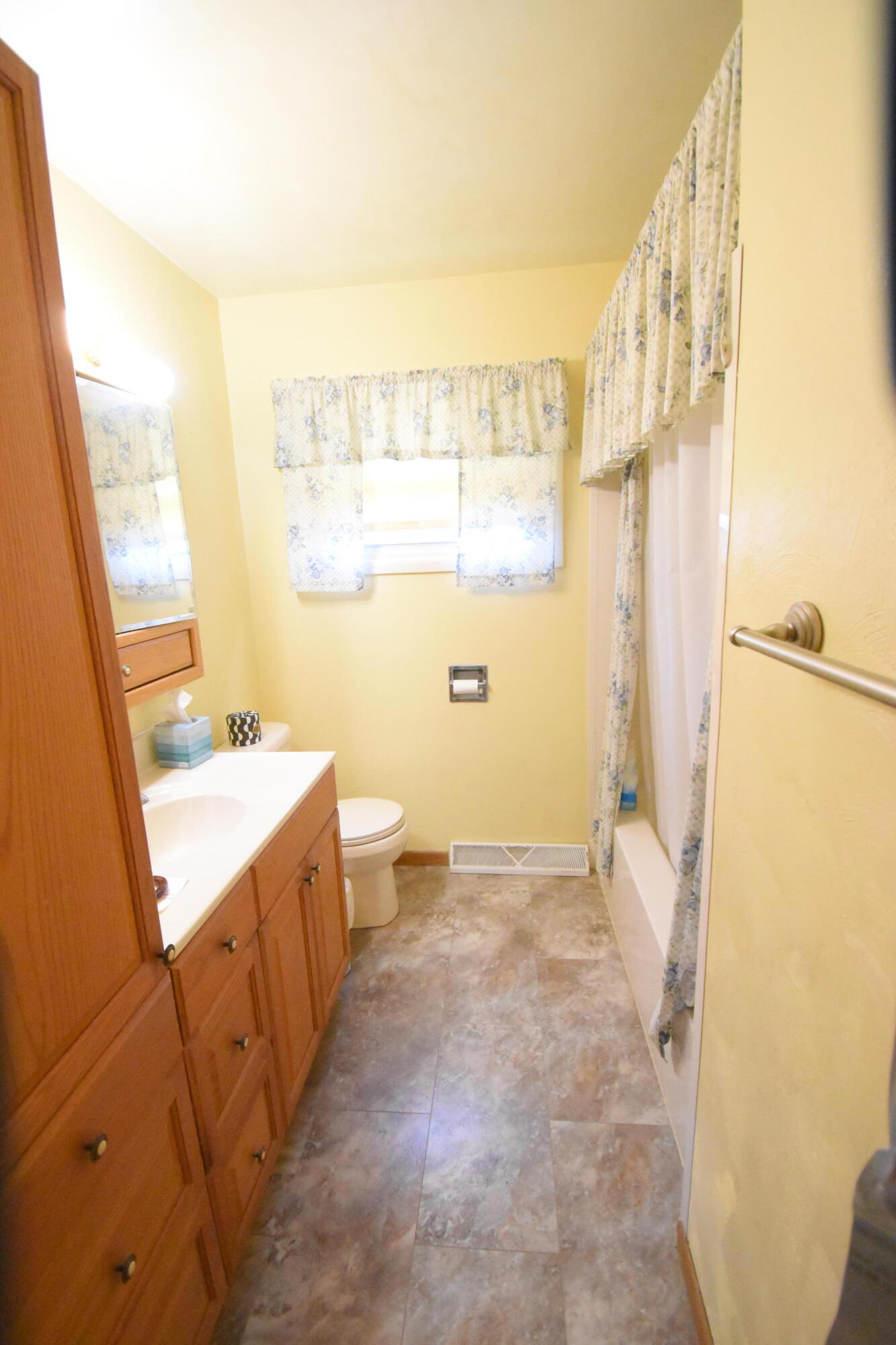 802 East Thompson Street Rensselaer, IN 47978 - Photo 20 of 32 1333x2000