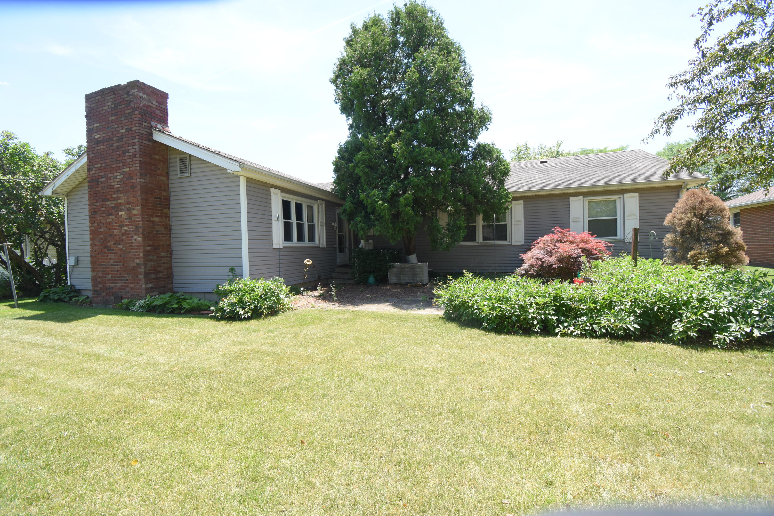 802 East Thompson Street Rensselaer, IN 47978 - Photo 27 of 32 3000x2000