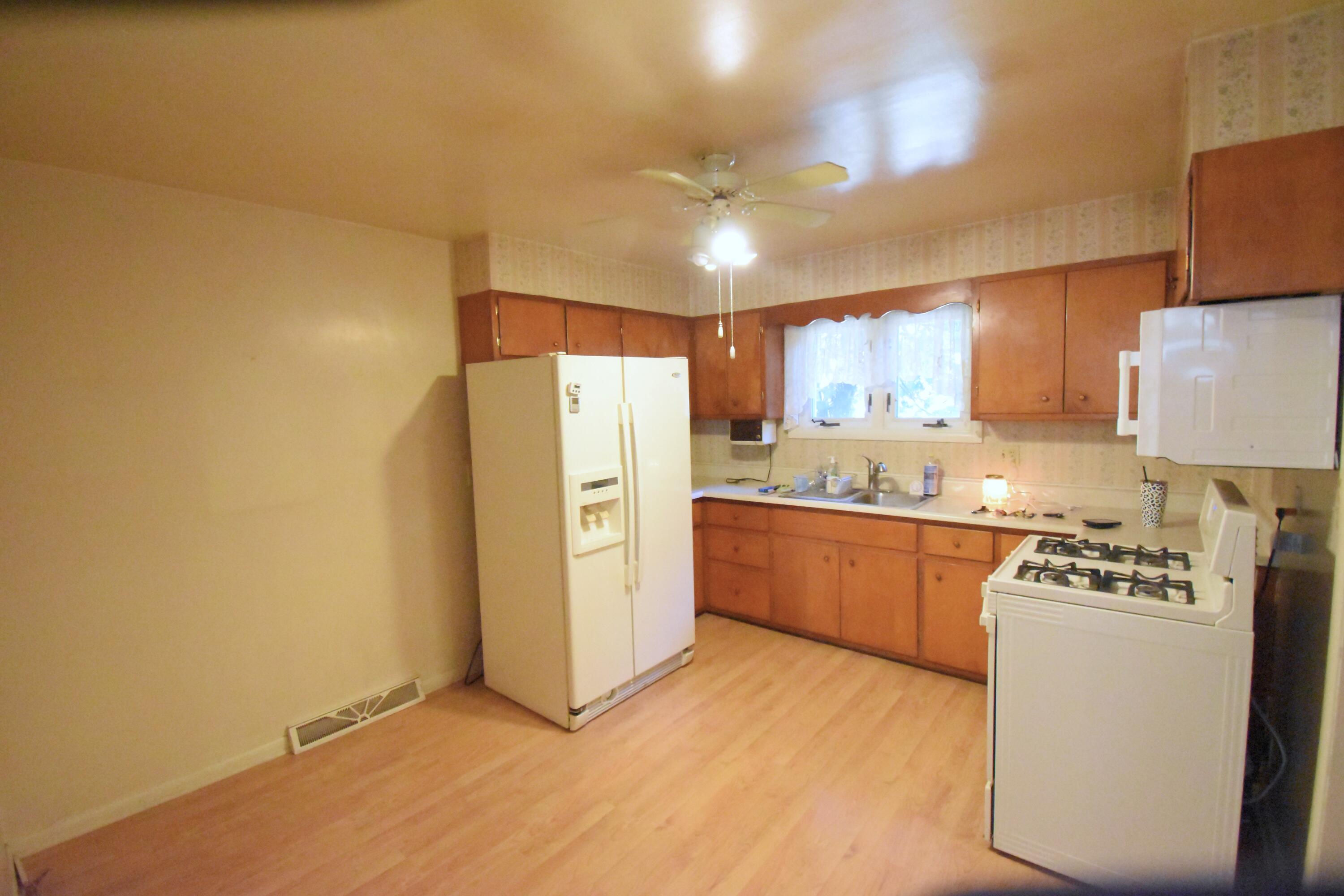 802 East Thompson Street Rensselaer, IN 47978 - Photo 9 of 32 3000x2000