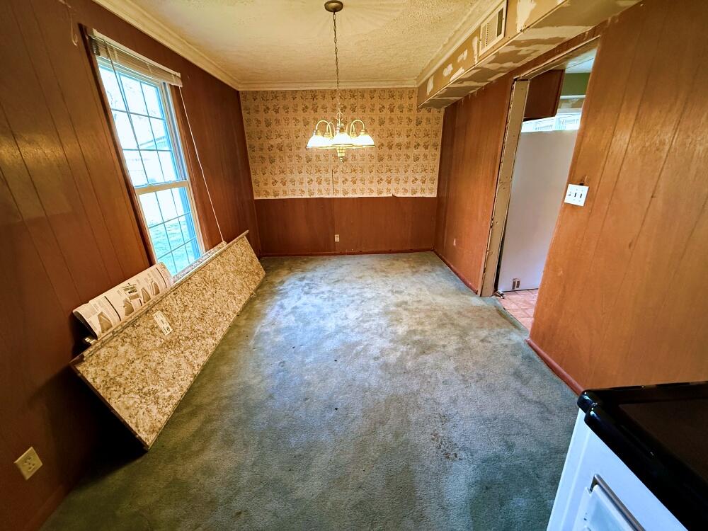 12636 Cass Road Cass, WV 24927 - Photo 11 of 31 dining room2