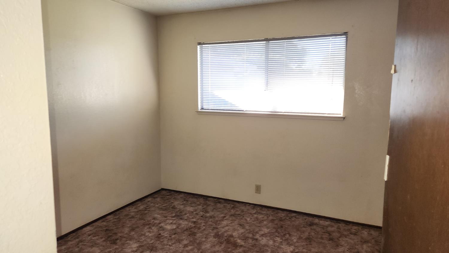2332 Venus Way Redding, CA 96002 - Photo 20 of 27