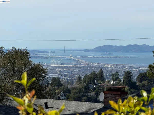 $997,000 | 39 Chatsworth Court, Oakland, CA 94611