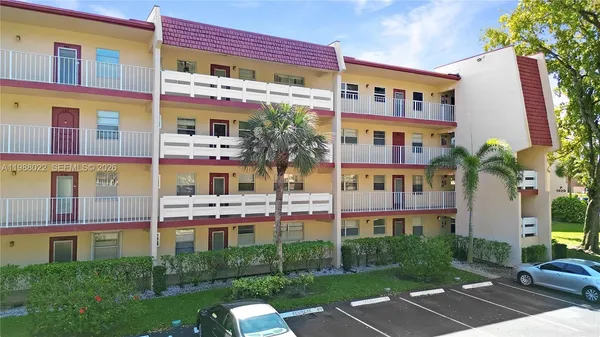 $1,550 | 1030 Country Club Drive, Unit 309, Margate, FL 33063