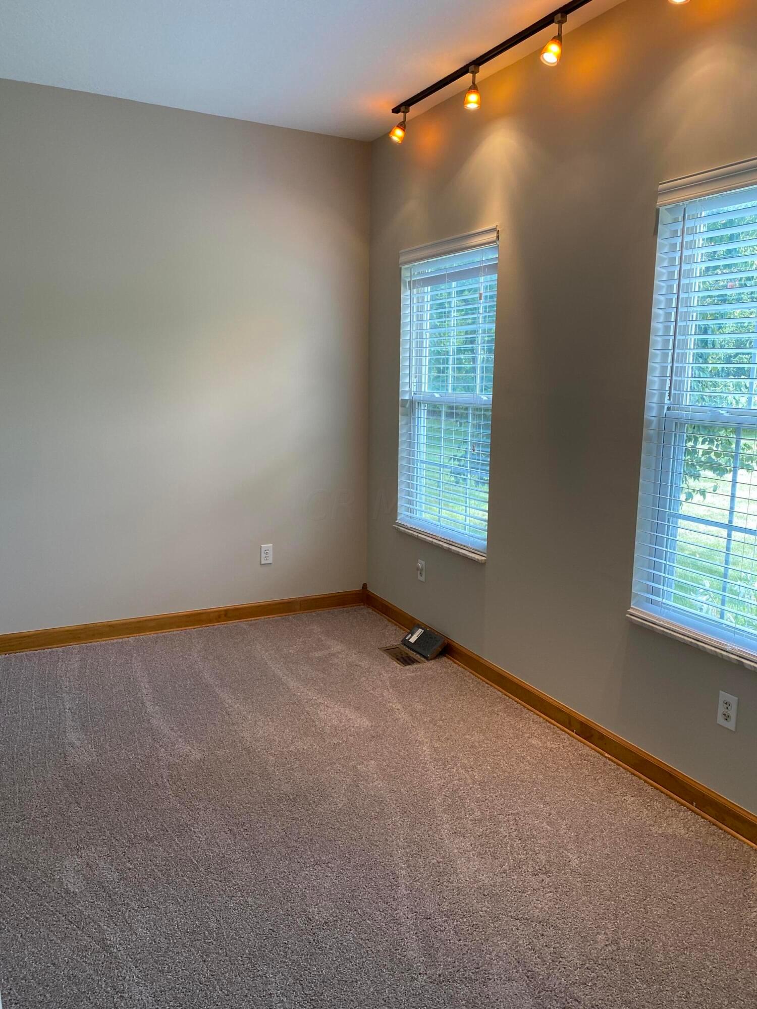 5808 Gale Road Southwest Pataskala, OH 43062 - Photo 23 of 45 585138E8-1177-4B87-BEB2-1C5434FD26EC