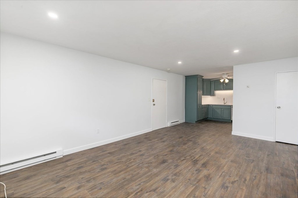 6 Walker Road, Unit 2 North Andover, MA 01845 - Photo 12 of 35 Gallery Image 12