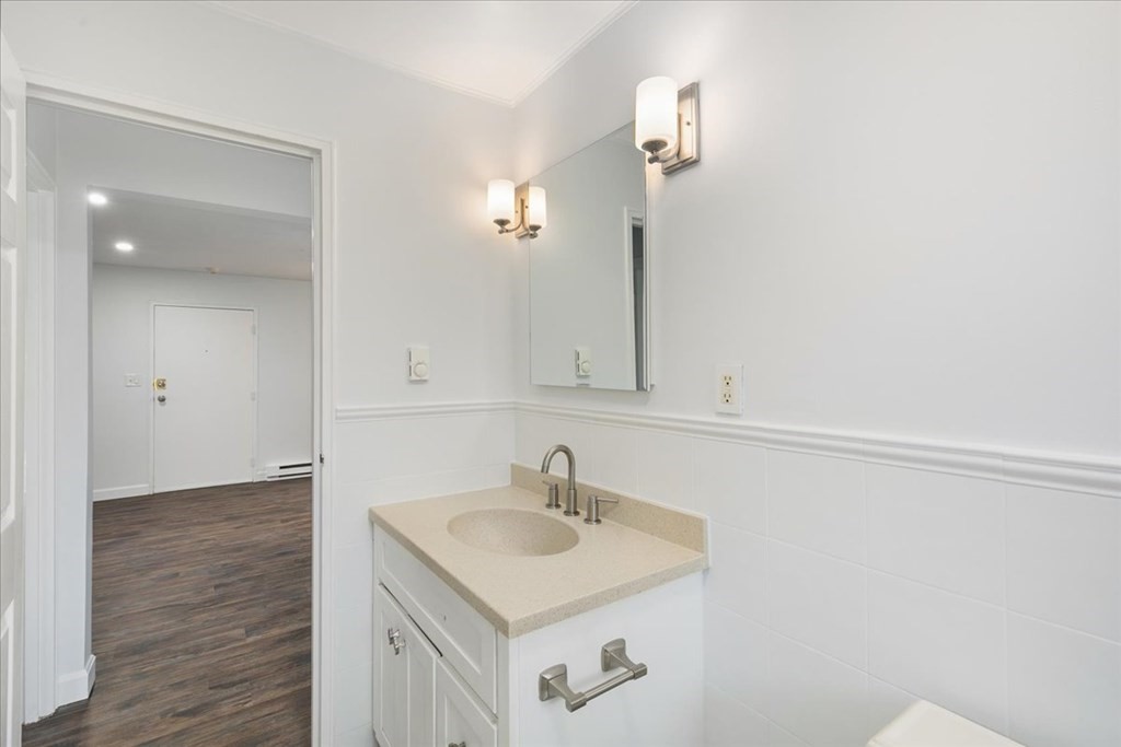 6 Walker Road, Unit 2 North Andover, MA 01845 - Photo 27 of 35 Gallery Image 27