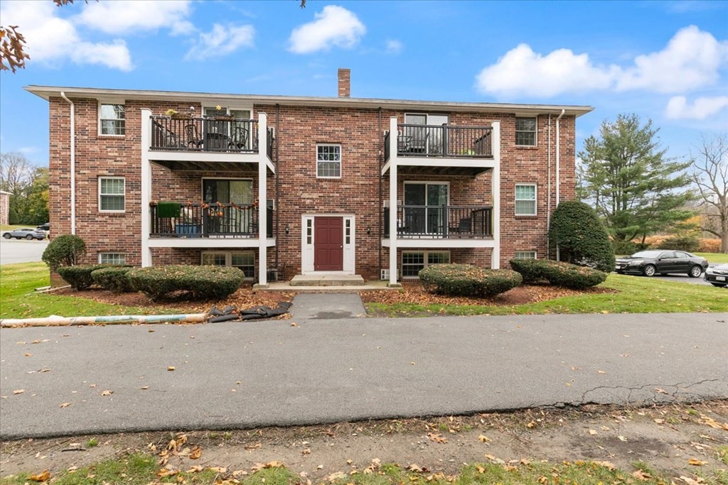 6 Walker Road, Unit 2 North Andover, MA 01845 - Photo 30 of 35 Gallery Image 30