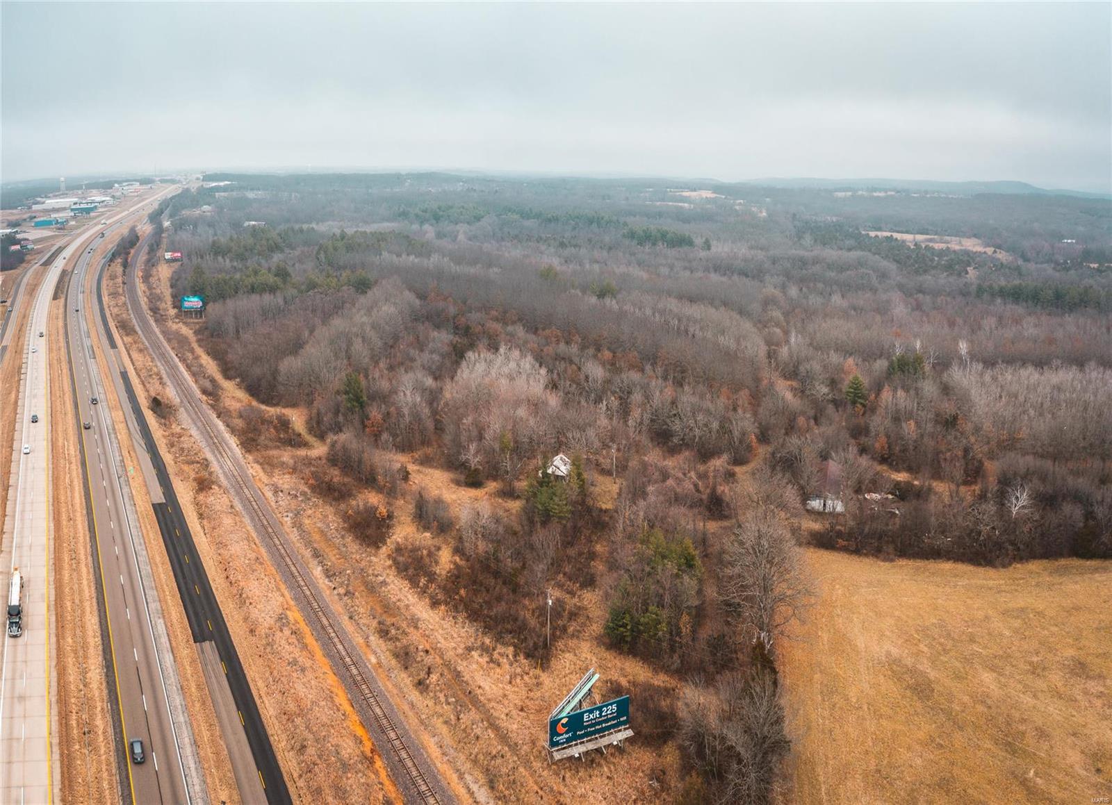 389 Butler Pond Road Bourbon, MO 65441 - Photo 2 of 12