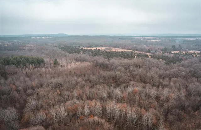 $302,400 | 389 Butler Pond Road, Bourbon, MO 65441