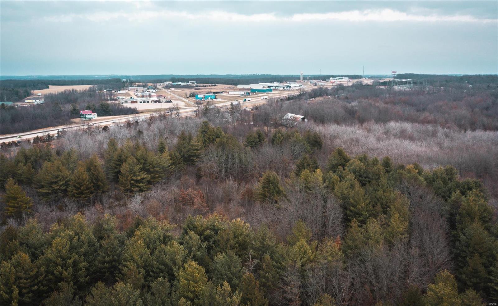 389 Butler Pond Road Bourbon, MO 65441 - Photo 8 of 12