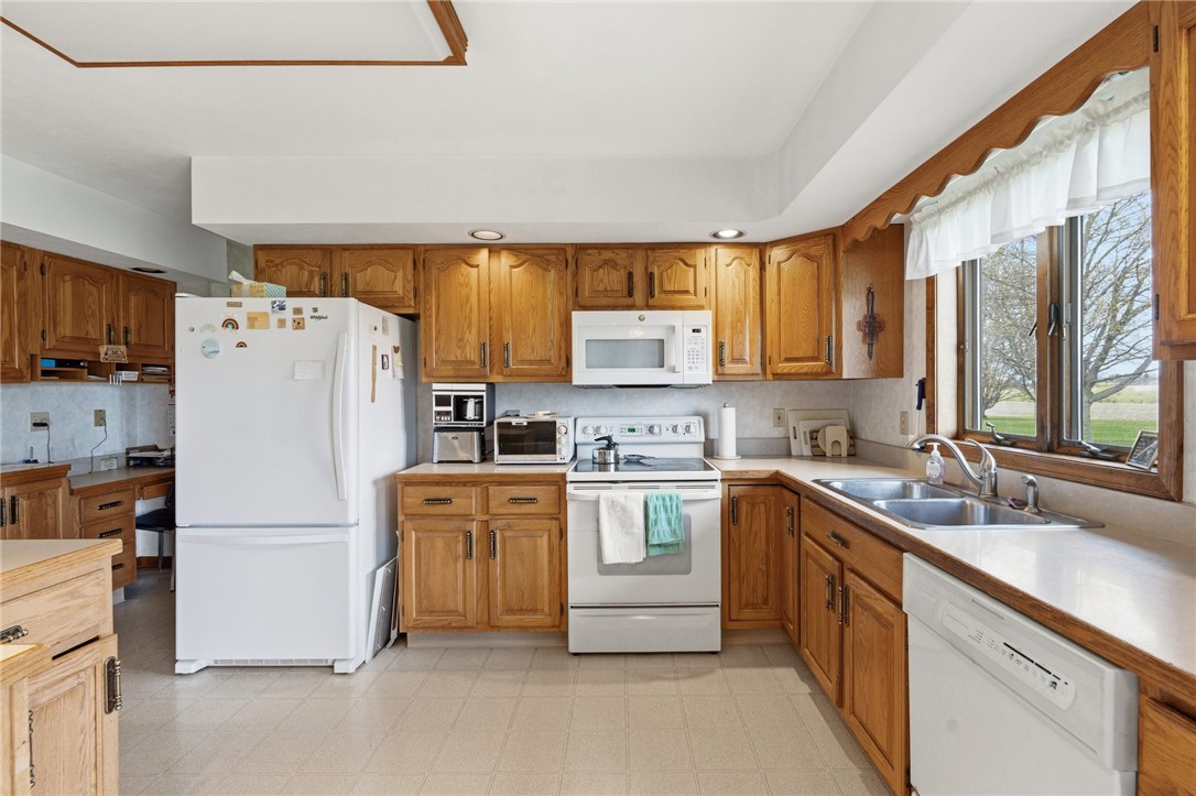 5898 Dunning Avenue Fleming, NY 13021 - Photo 9 of 28