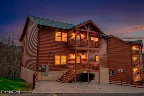 $1,350,000 | 2324 Boulder Way, Sevierville, TN 37862