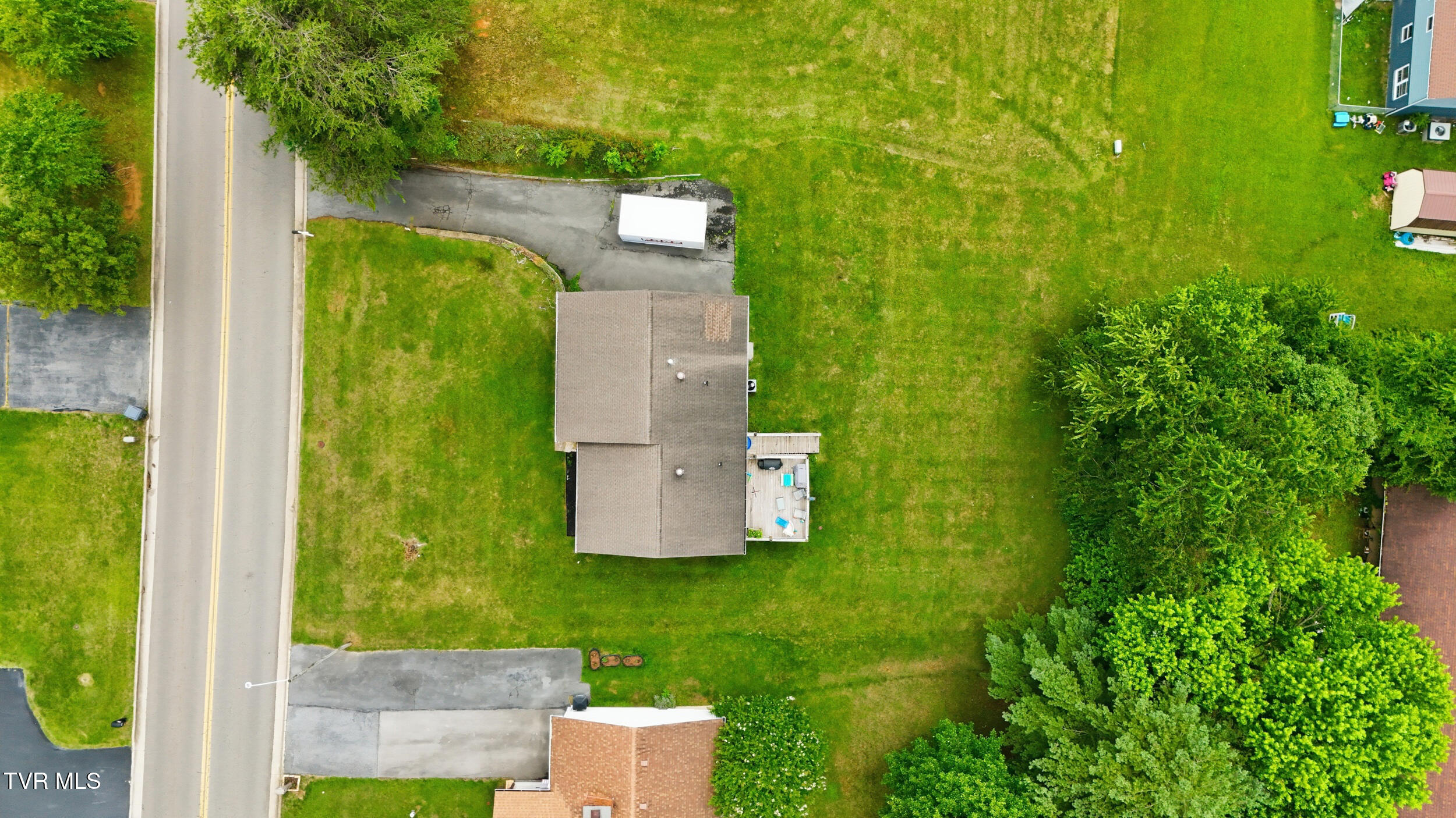 5011 Old Jonesboro Road Bristol, TN 37620 - Photo 31 of 31 35_5011 old jonesboro rd-07