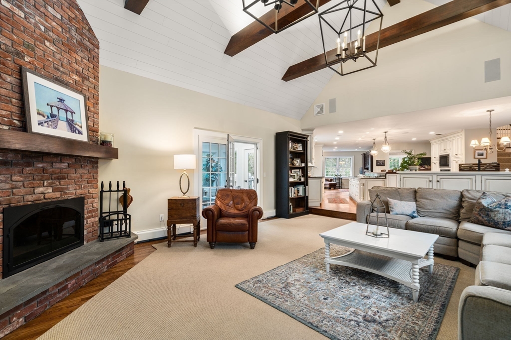 162 Far Reach Road Westwood, MA 02090 - Photo 11 of 40