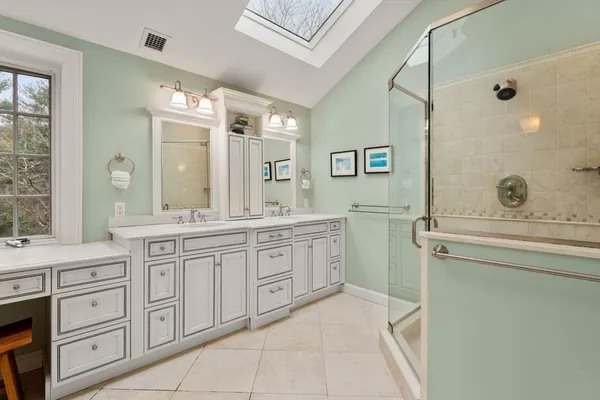 $3,200,000 | 162 Far Reach Road, Westwood, MA 02090