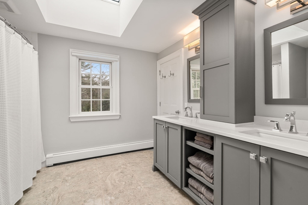 162 Far Reach Road Westwood, MA 02090 - Photo 18 of 40