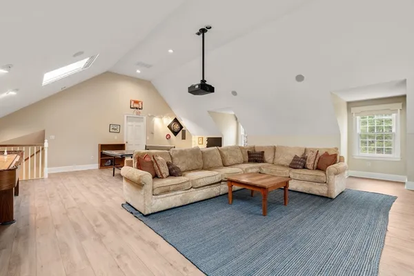 $3,200,000 | 162 Far Reach Road, Westwood, MA 02090