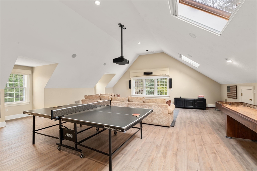 162 Far Reach Road Westwood, MA 02090 - Photo 21 of 40