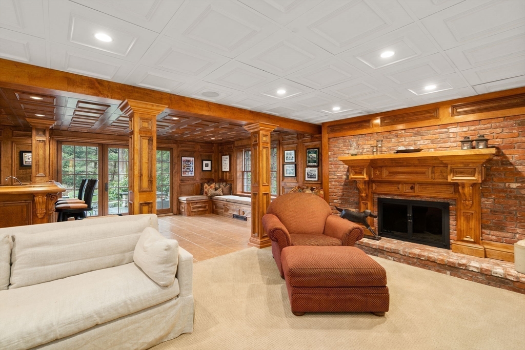 162 Far Reach Road Westwood, MA 02090 - Photo 23 of 40