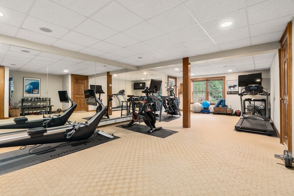 162 Far Reach Road Westwood, MA 02090 - Photo 26 of 40