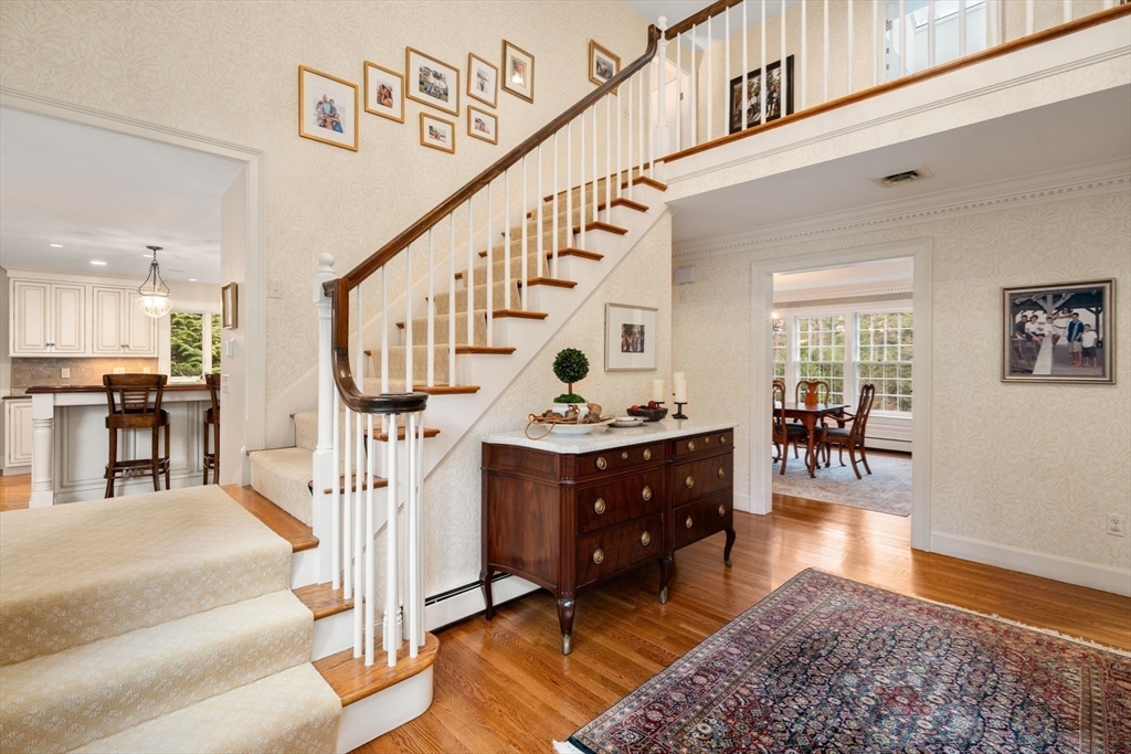 162 Far Reach Road Westwood, MA 02090 - Photo 3 of 40