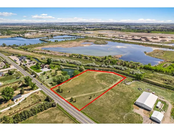a view of an ocean from a balcony