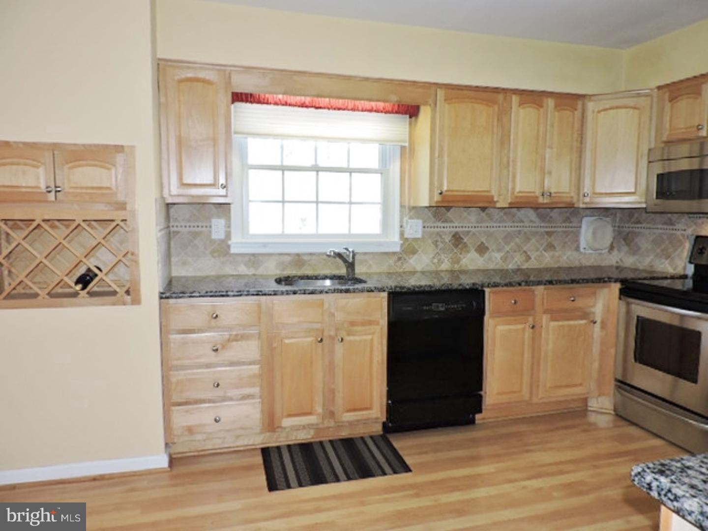 505 Wellfleet Road Riverton, NJ 08077 - Photo 4 of 19 Kitchen