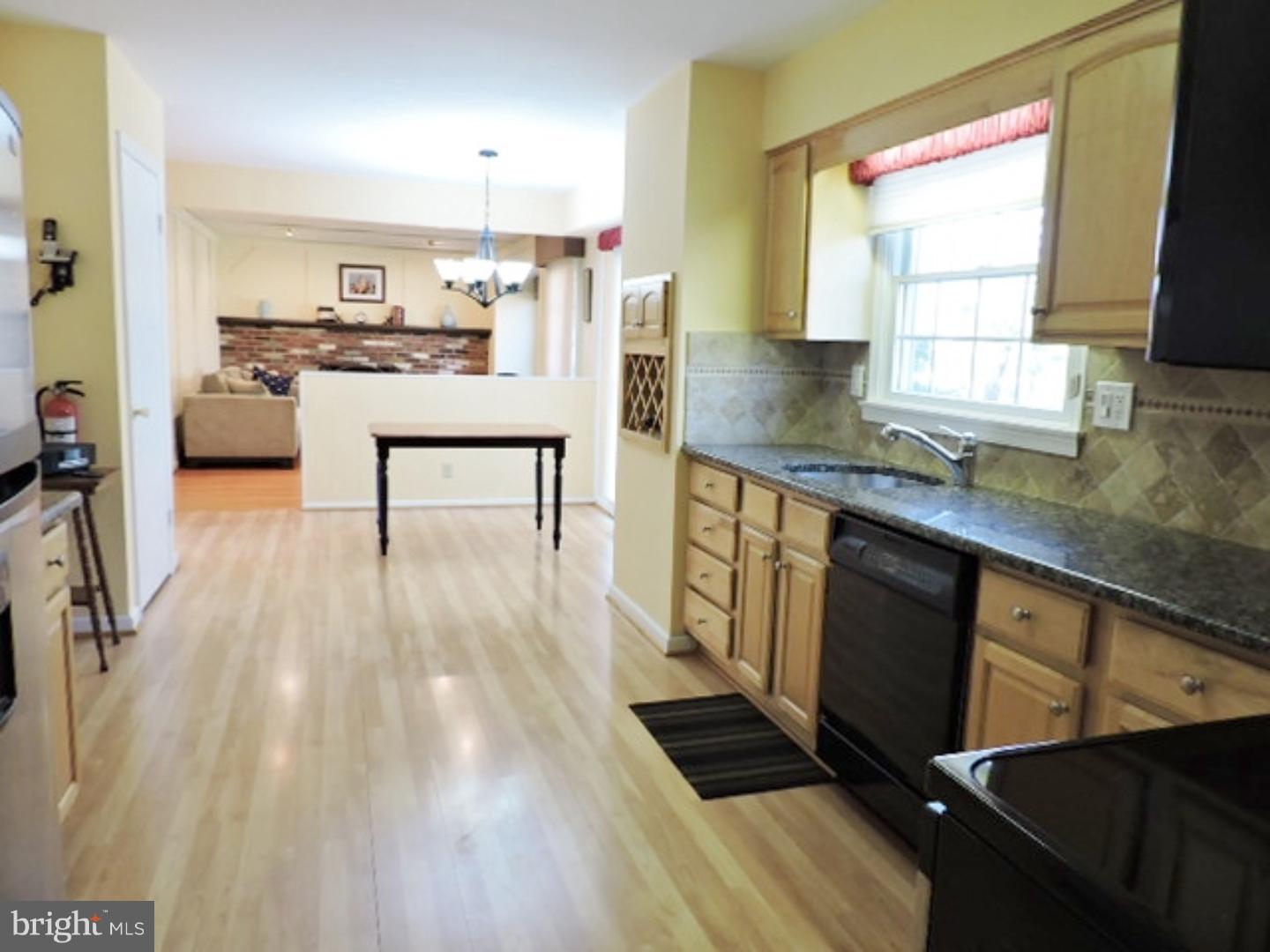 505 Wellfleet Road Riverton, NJ 08077 - Photo 6 of 19 Kitchen