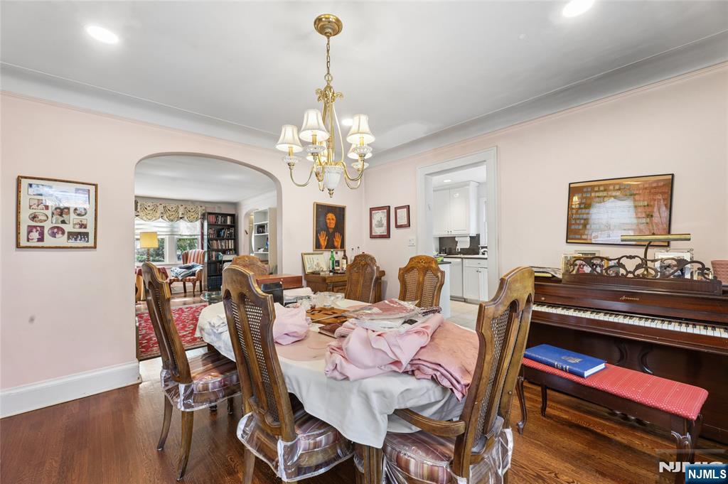 936 Red Road Teaneck, NJ 07666 - Photo 17 of 38