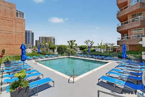 $1,300,000 | 88 Southfield Avenue, Unit P6, Stamford, CT 06902