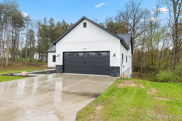 $495,000 | 17130 Spruce Cove Trail, Gowen, MI 49326