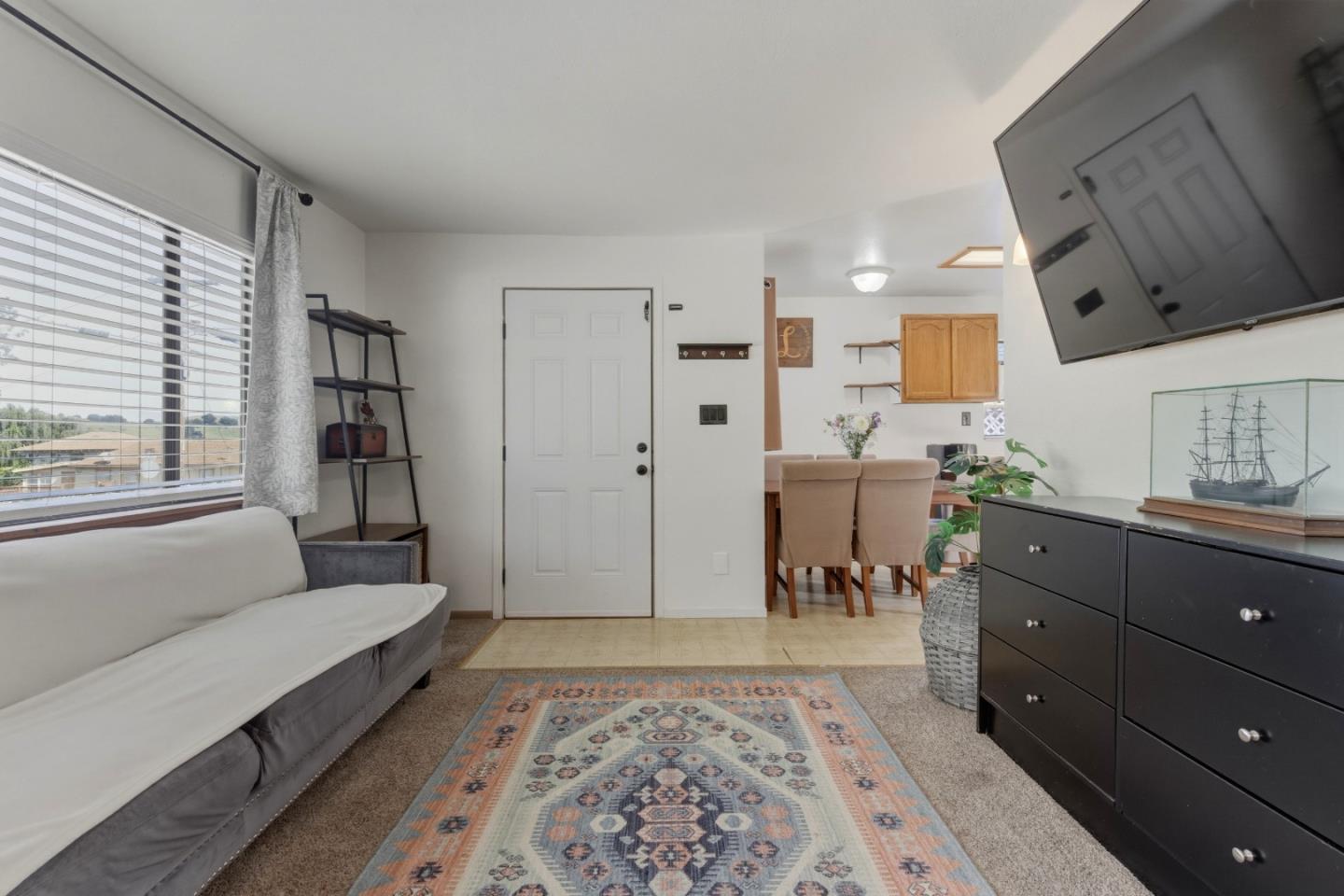 334 Carpenteria Road Aromas, CA 95004 - Photo 7 of 35 Gallery Image 7