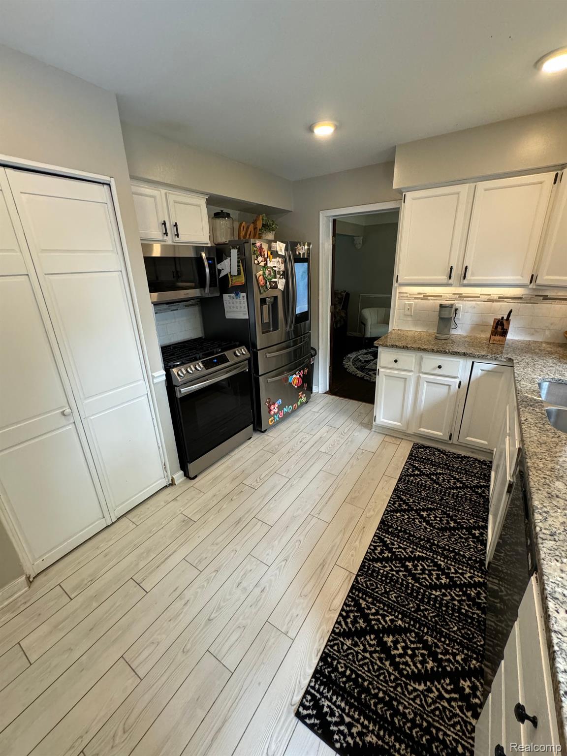 32342 Woody Road Fraser, MI 48026 - Photo 14 of 41 Gallery Image 14