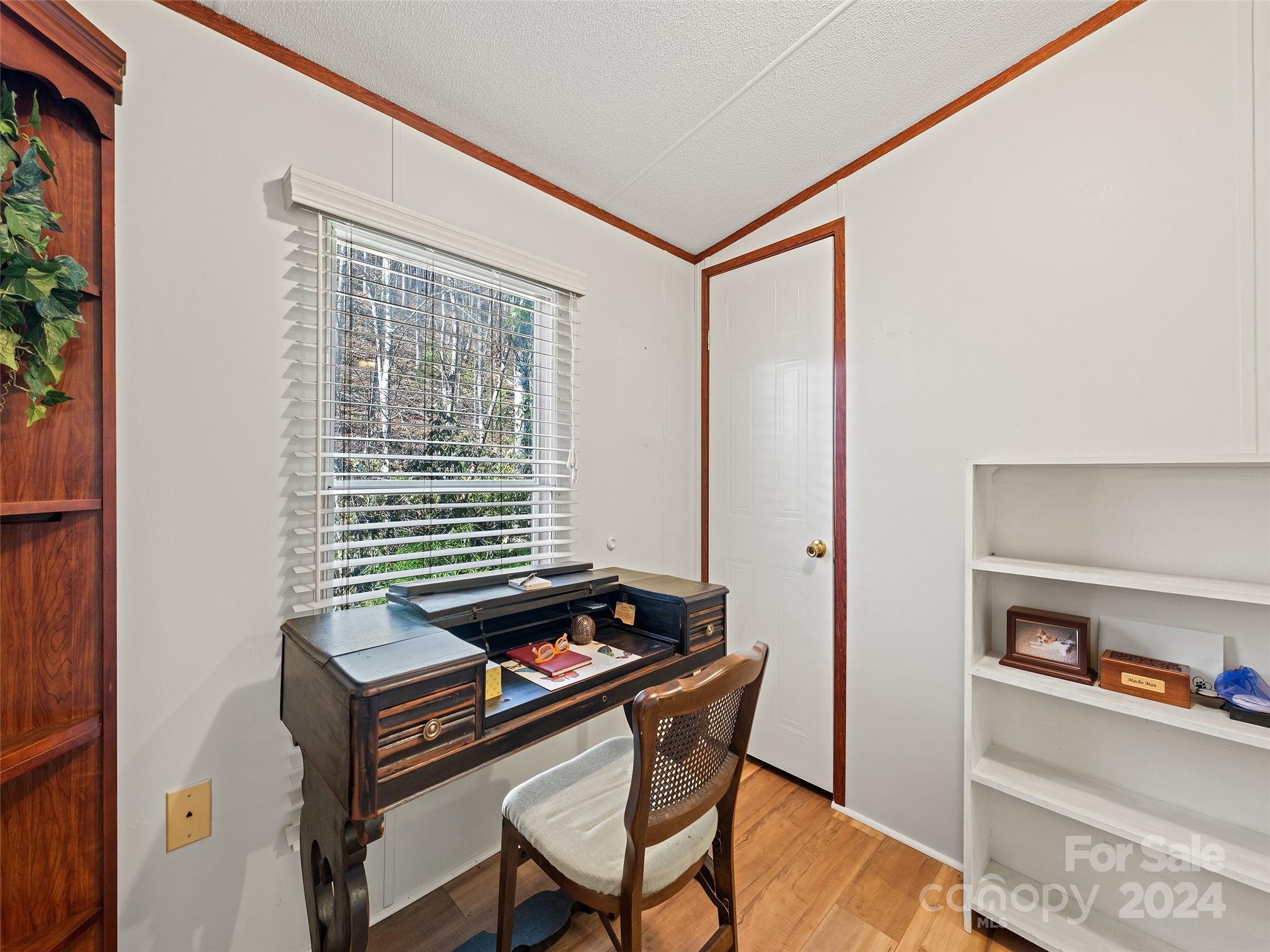 195 Hughes Road Waynesville, NC 28786 - Photo 13 of 23 Gallery Image 13